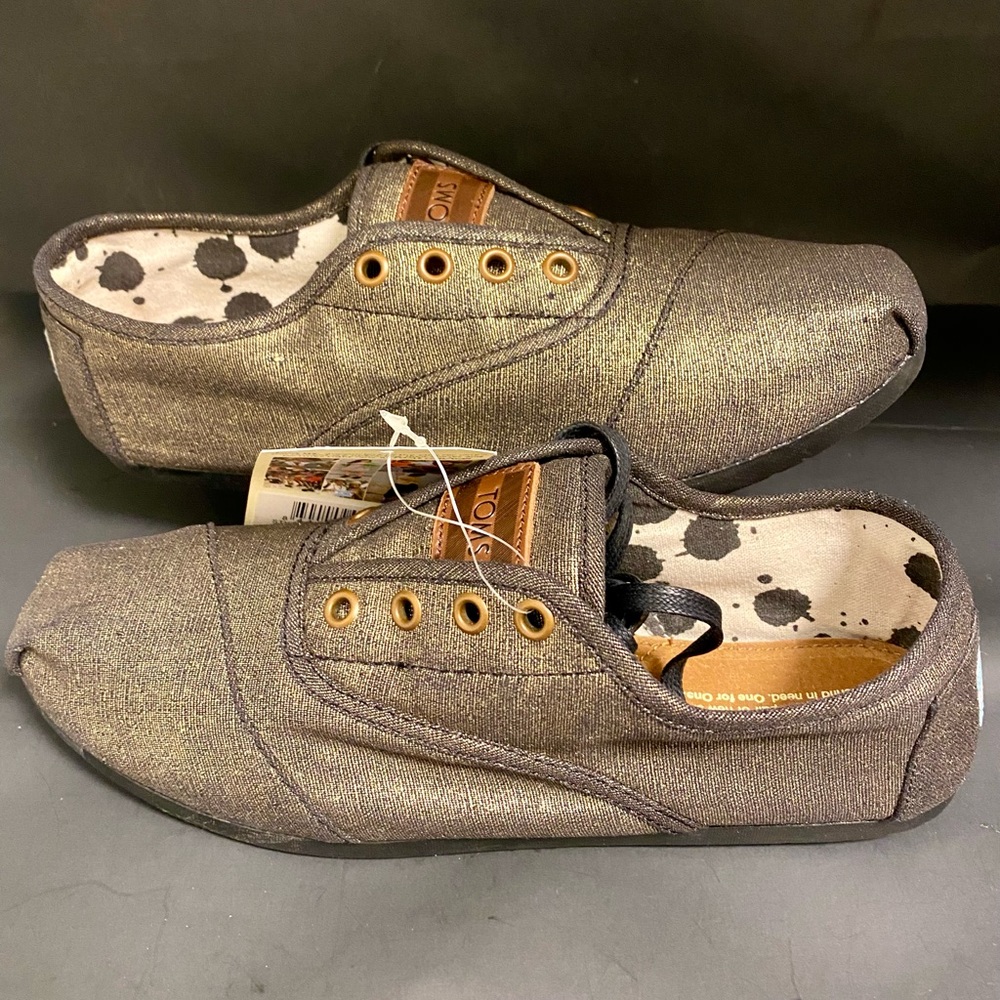 Tom’s Woman’s Cordones Gold And Metallic Linen 9